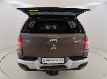 Mitsubishi - L 200