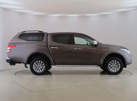 Mitsubishi - L 200