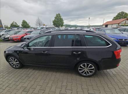 Škoda - Octavia