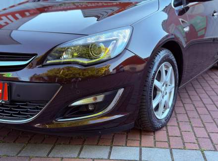 Opel - Astra