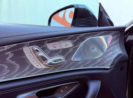 Mercedes-Benz - CLS