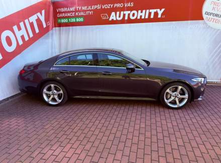 Mercedes-Benz - CLS