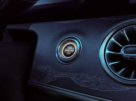Mercedes-Benz - CLS