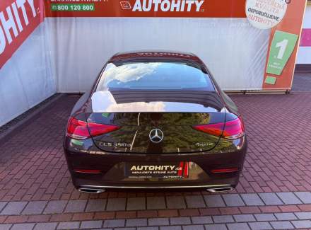 Mercedes-Benz - CLS