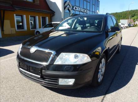 Škoda - Octavia