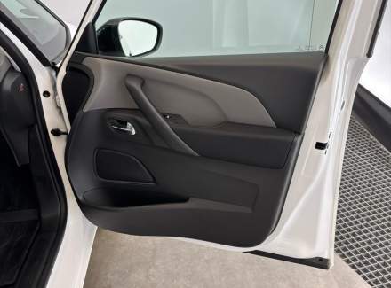 Citroën - C4