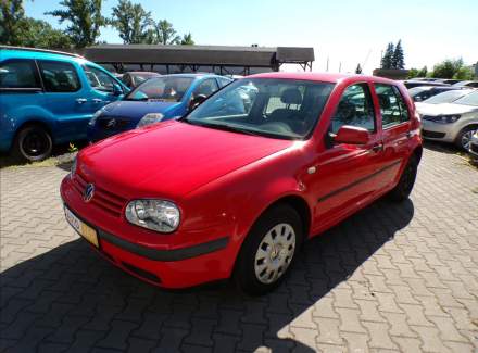 Volkswagen - Golf