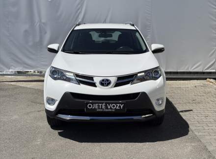 Toyota - RAV 4