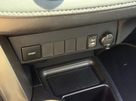 Toyota - RAV 4
