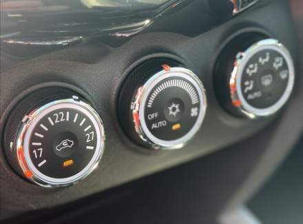 Citroën - C4