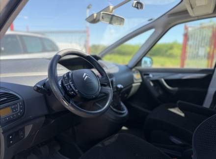 Citroën - C4