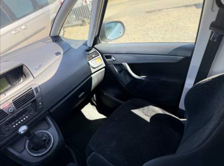 Citroën - C4