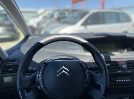 Citroën - C4