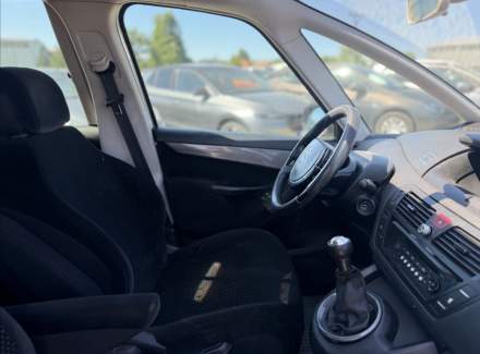 Citroën - C4