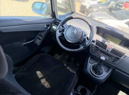 Citroën - C4
