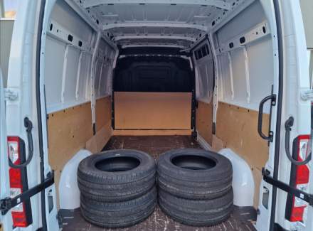 Renault - Master