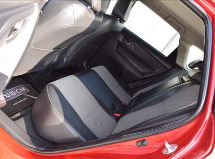 Toyota - Auris