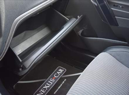 Toyota - Auris