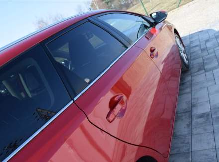 Toyota - Auris