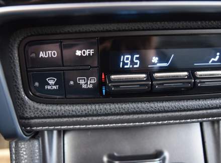 Toyota - Auris