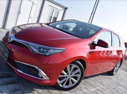 Toyota - Auris