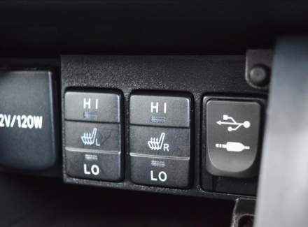 Toyota - Auris