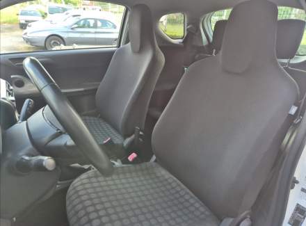 Toyota - iQ