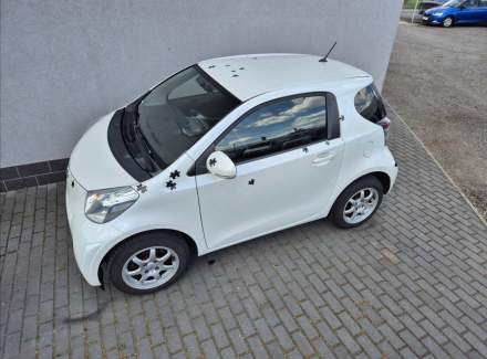 Toyota - iQ