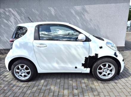Toyota - iQ