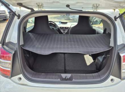 Toyota - iQ