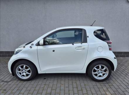 Toyota - iQ