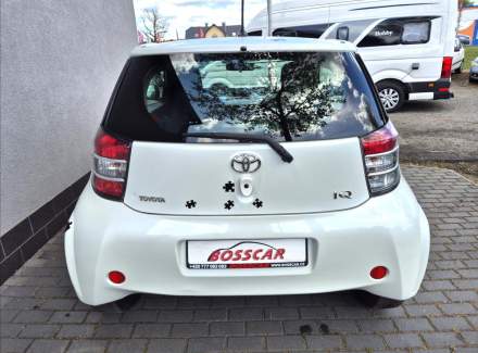 Toyota - iQ