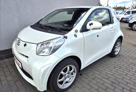 Toyota - iQ