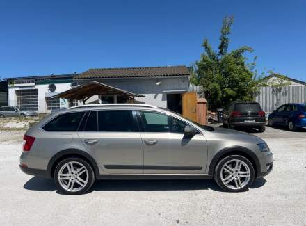 Škoda - Octavia
