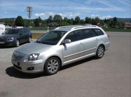 Toyota - Avensis