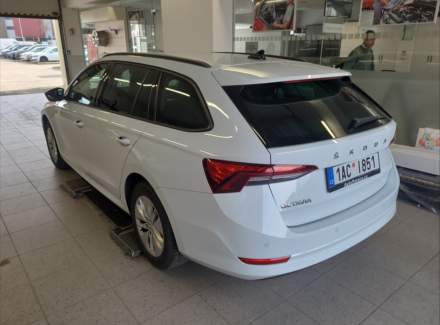 Škoda - Octavia
