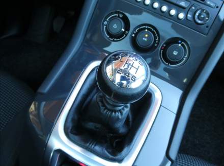 Peugeot - 5008