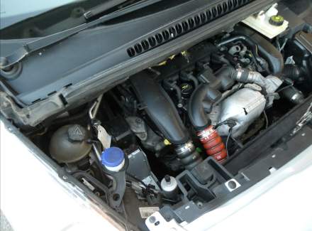 Peugeot - 5008