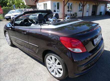 Peugeot - 207