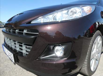 Peugeot - 207
