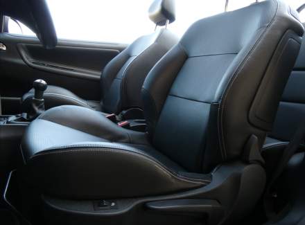 Peugeot - 207