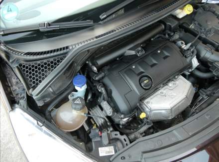 Peugeot - 207