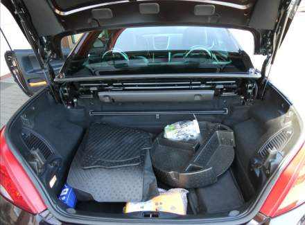 Peugeot - 207