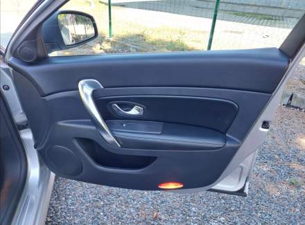 Renault - Latitude