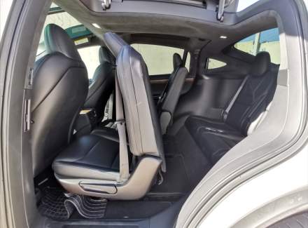 Tesla - Model X