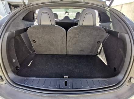 Tesla - Model X
