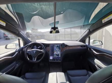 Tesla - Model X