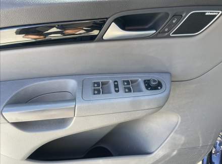 Volkswagen - Sharan