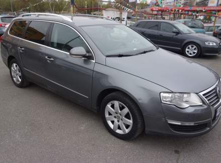 Volkswagen - Passat