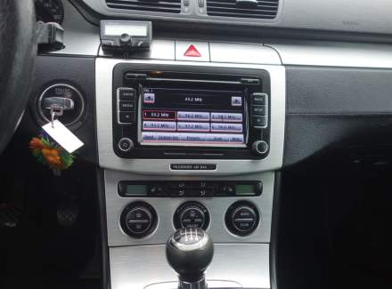 Volkswagen - Passat